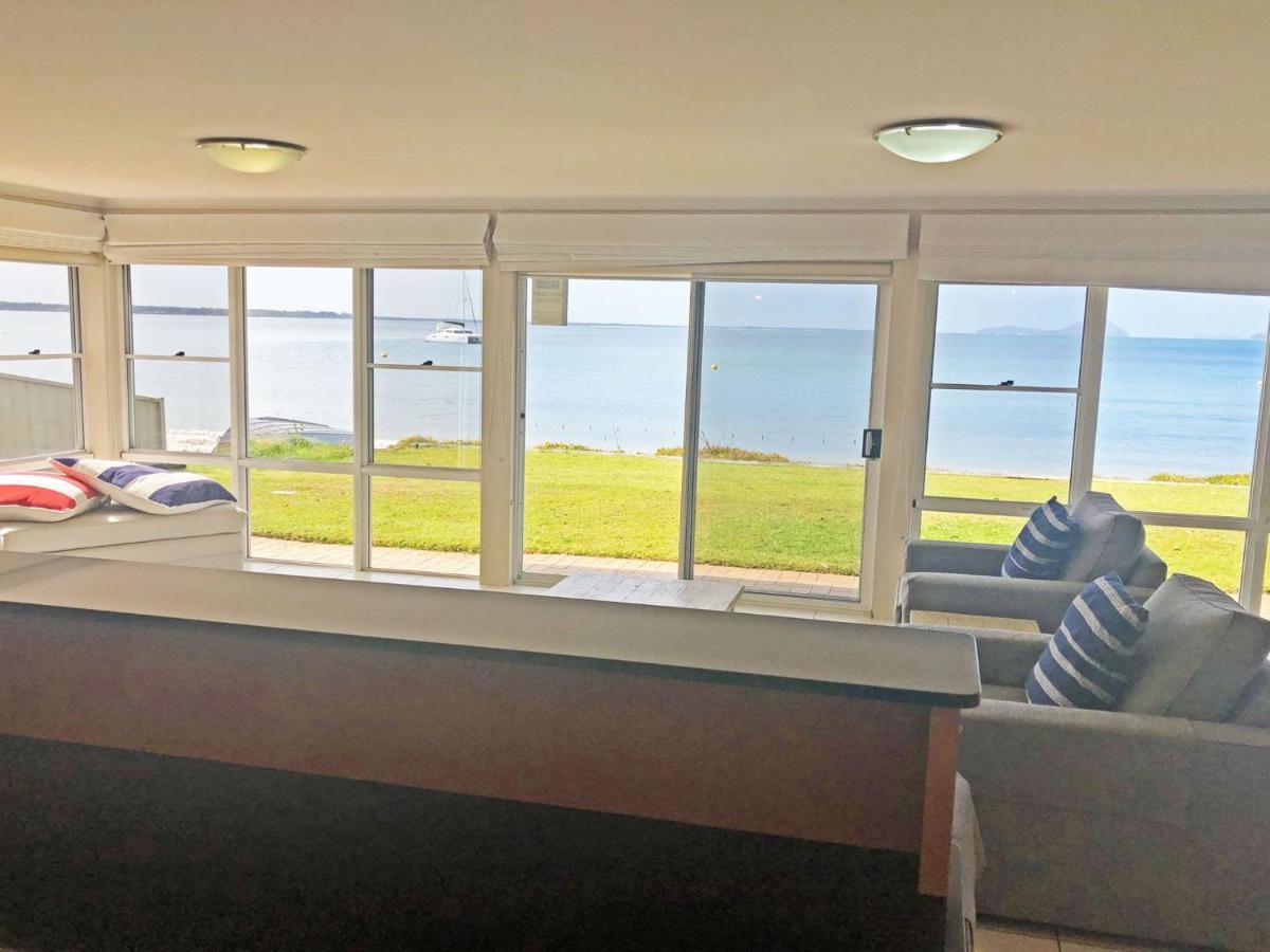 Ferienwohnung The Clippers 1 Fabulous Waterfront Unit Salamander Bay Exterior foto